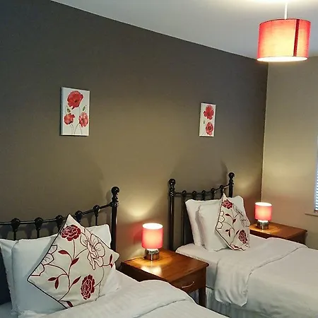 Victoria Cloisters Apartment